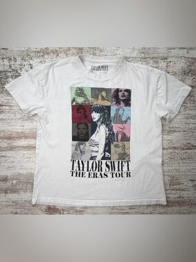 Taylor Swift Official The Eras Tour White Graphic Tee t-shirt small s GUC